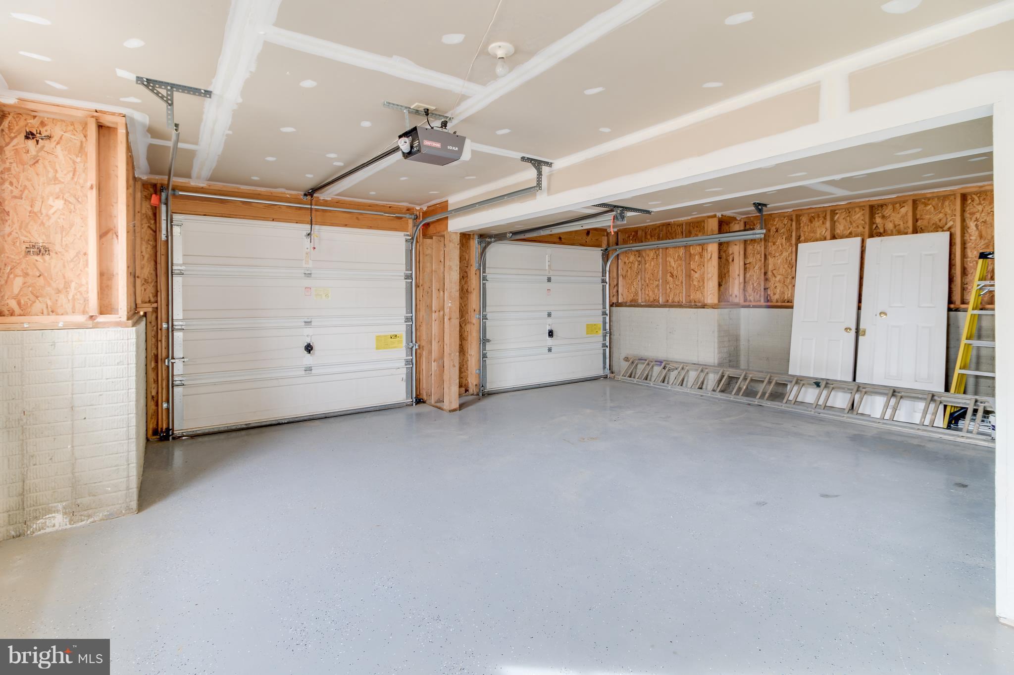 TROON NORTH AT LEE'S HILL - Residential