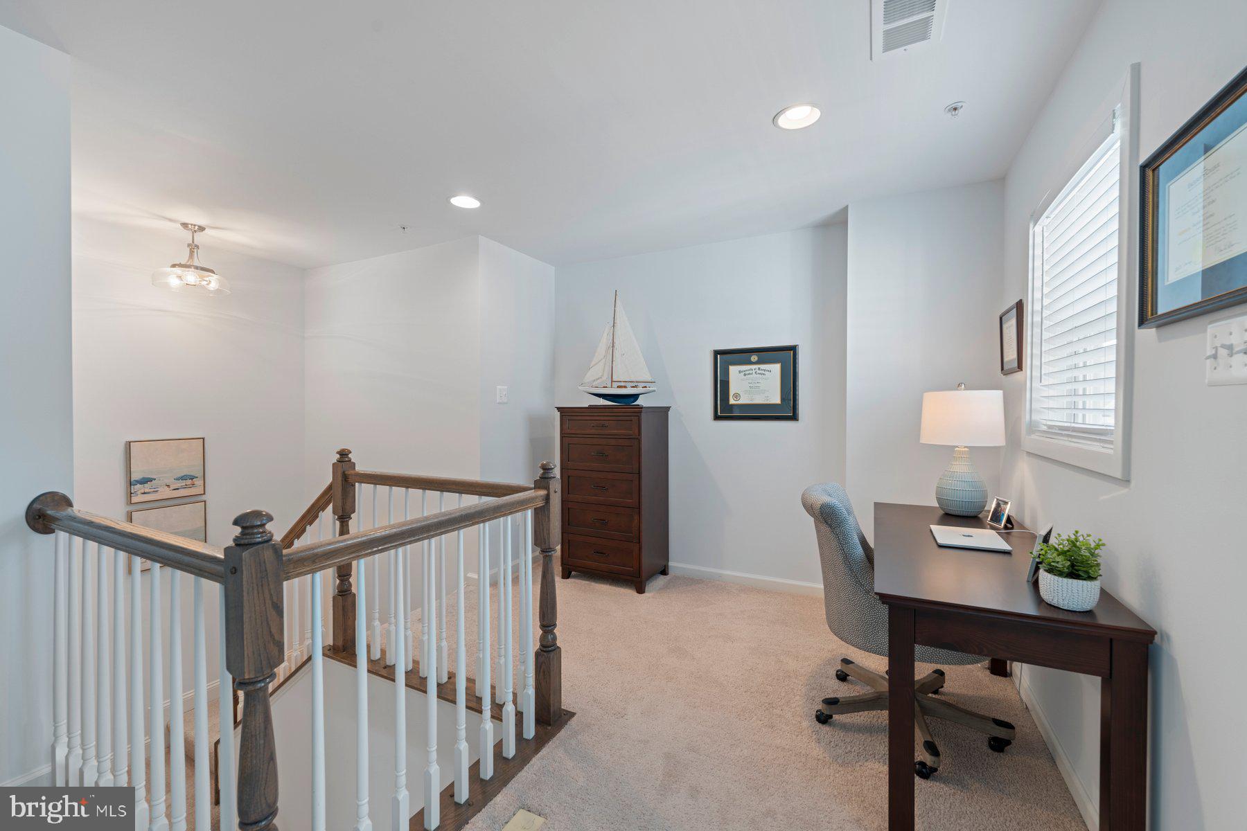 TWO RIVERS - Residential