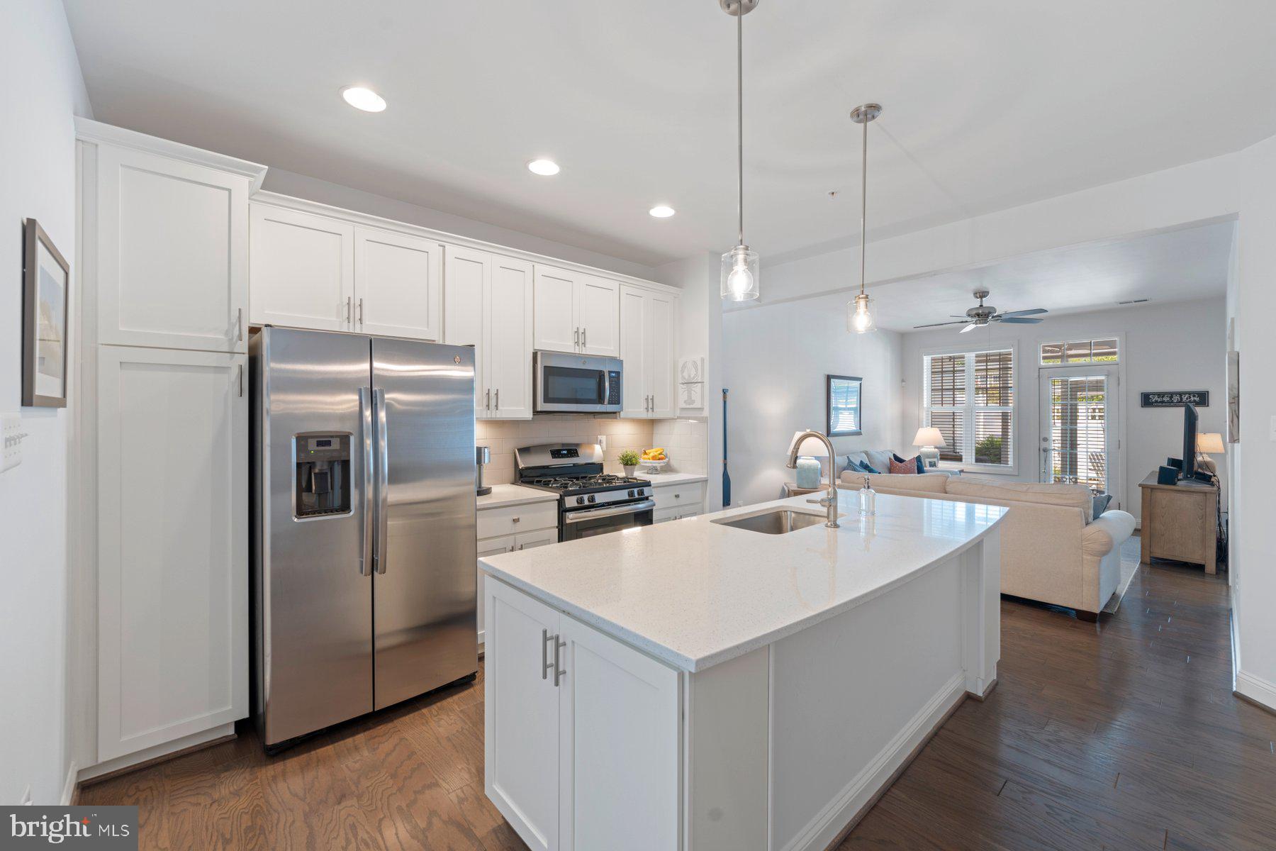 TWO RIVERS - Residential