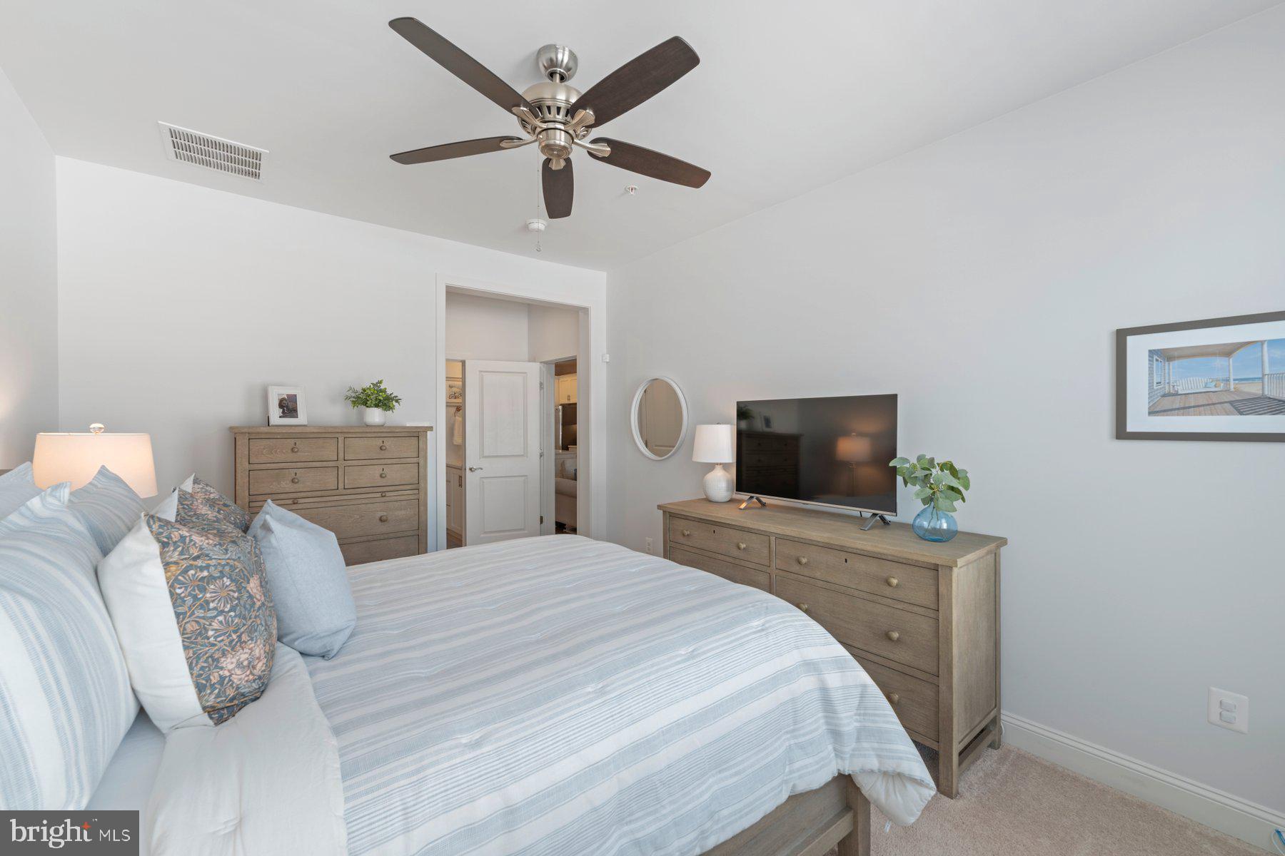 TWO RIVERS - Residential