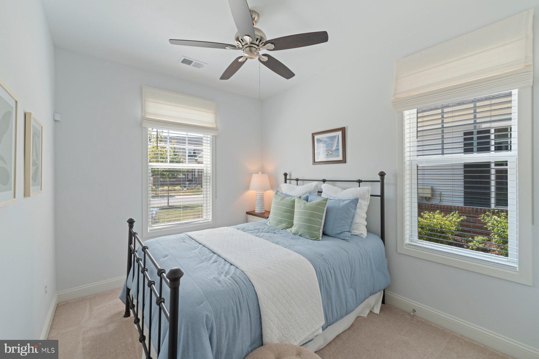 TWO RIVERS - Residential