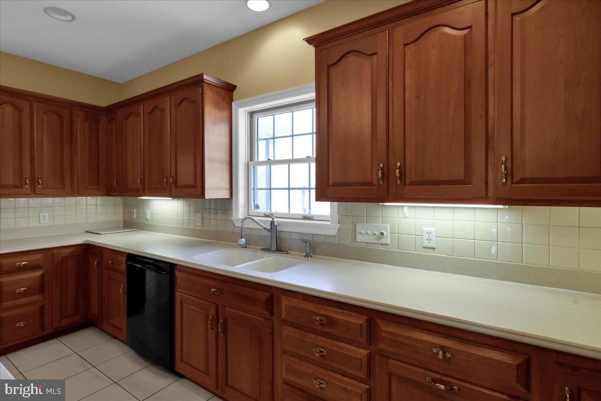 SUMMERHILL - Residential