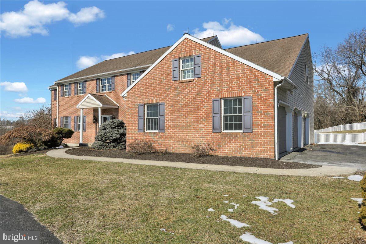 SUMMERHILL - Residential