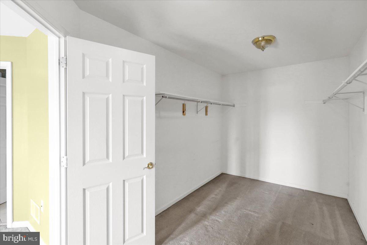 SUMMERHILL - Residential