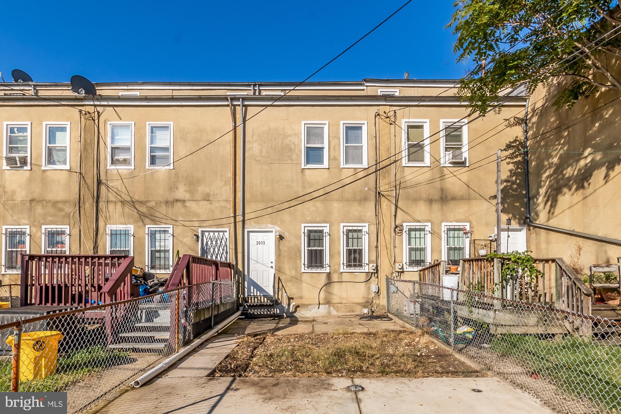 STATION NORTH ARTS DISTRICT - Residential Lease