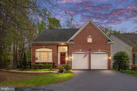 13073 TAVERNER LOOP WOODBRIDGE VA 22192