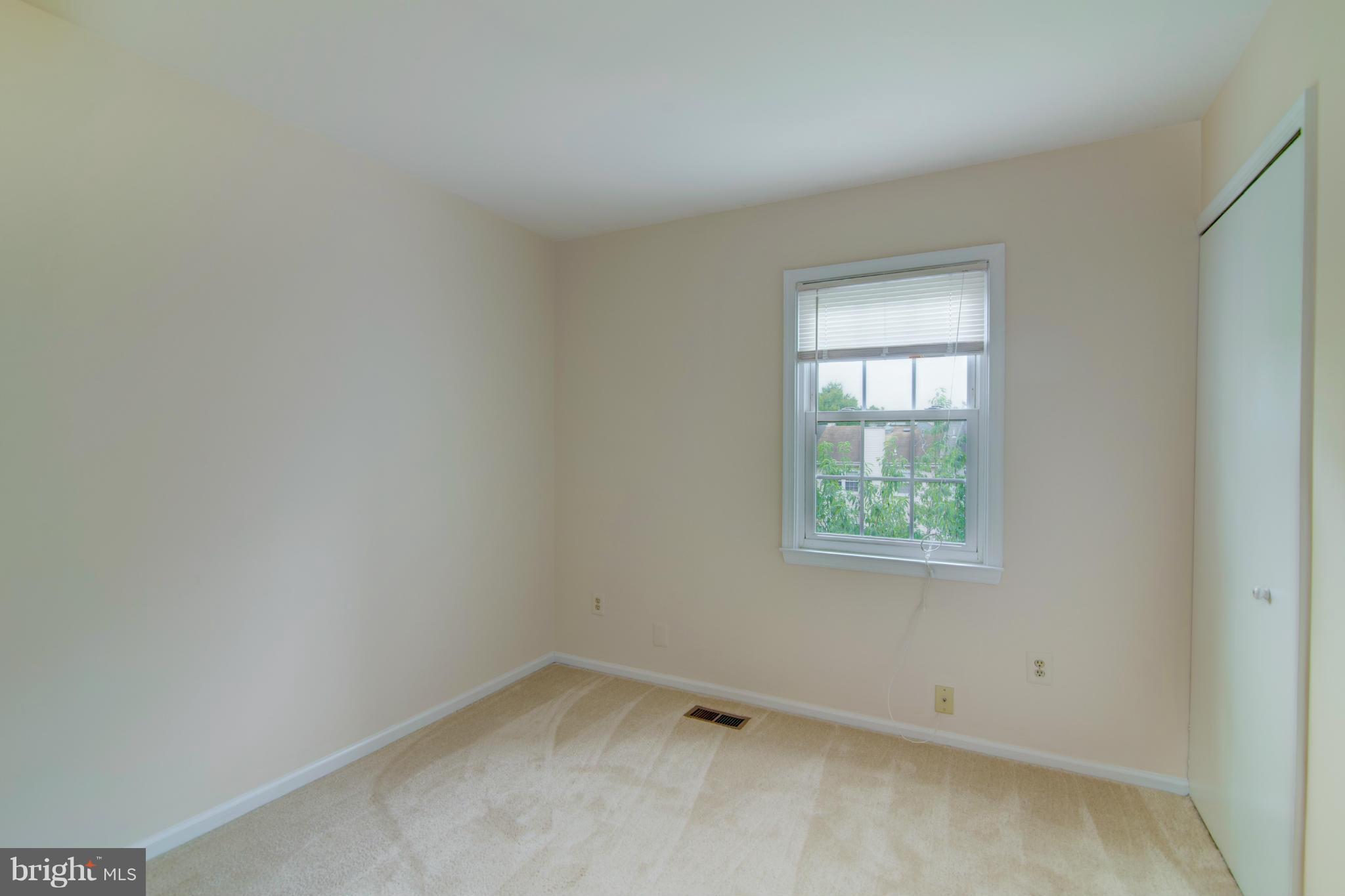 DUNN LORING VILLAGE - Residential