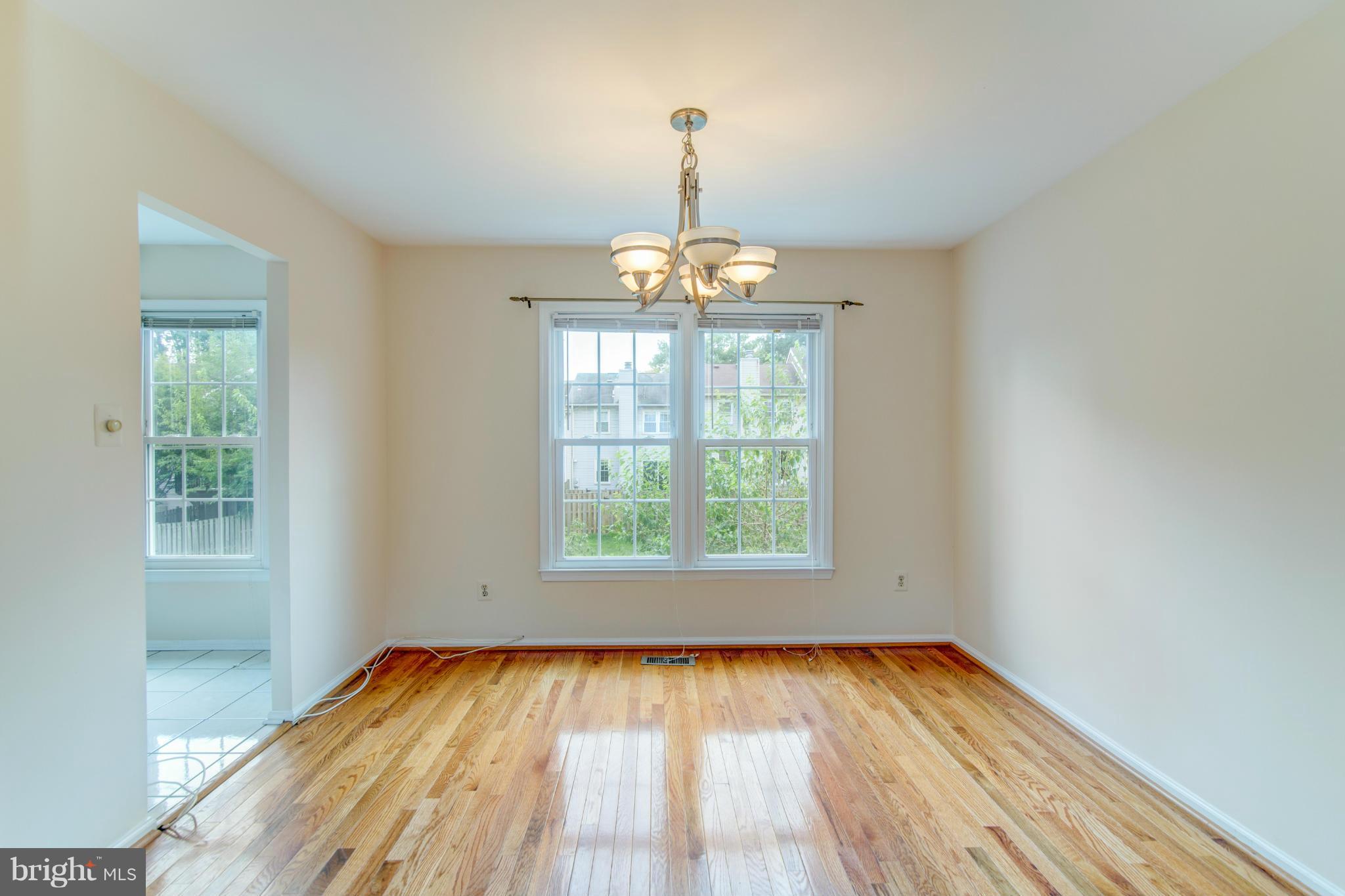 DUNN LORING VILLAGE - Residential