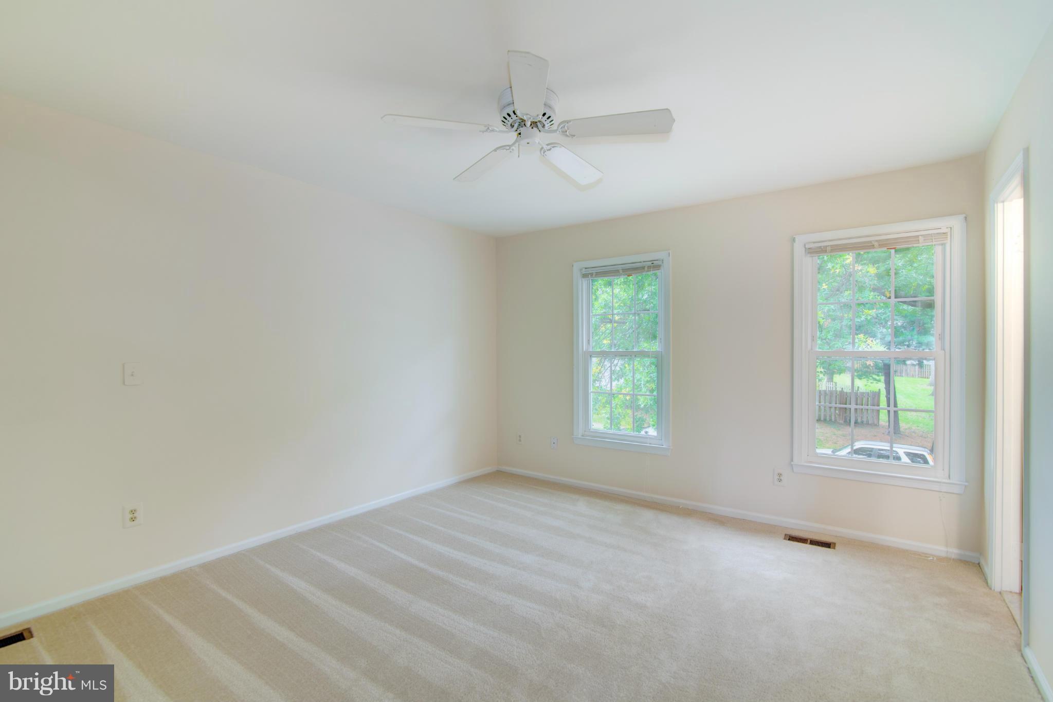 DUNN LORING VILLAGE - Residential