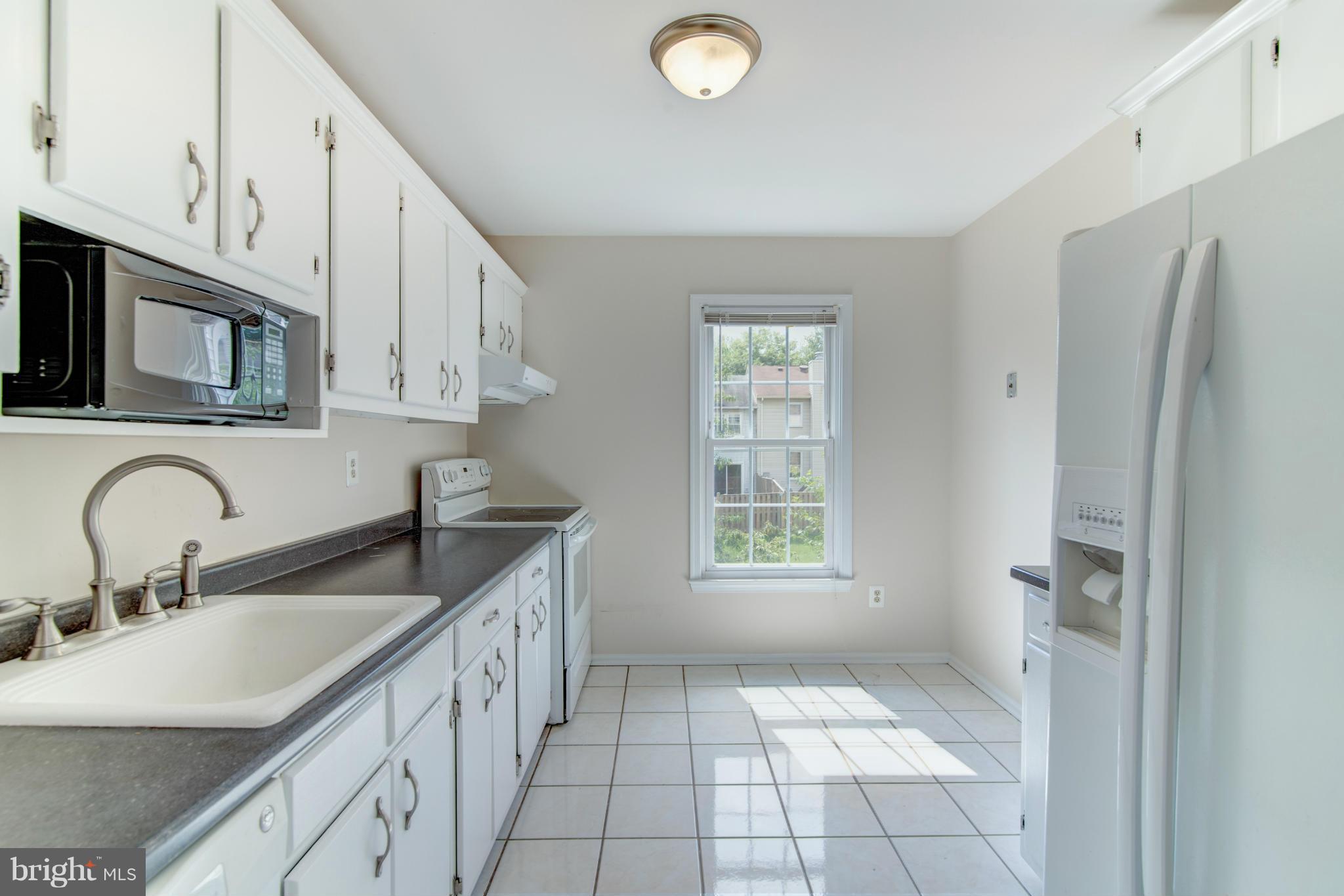 DUNN LORING VILLAGE - Residential