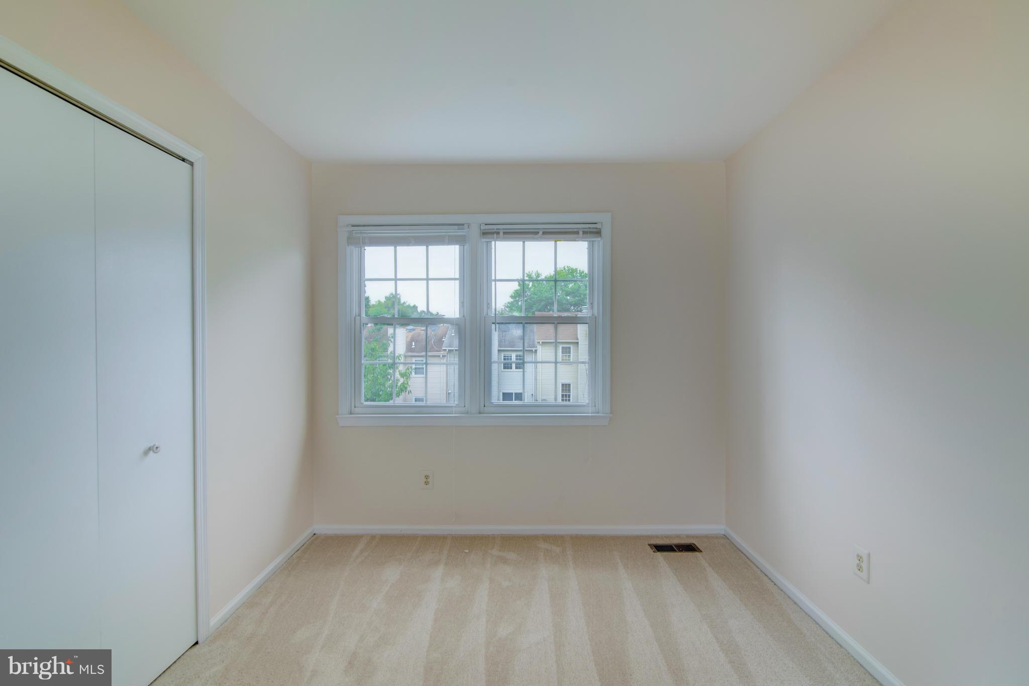 DUNN LORING VILLAGE - Residential