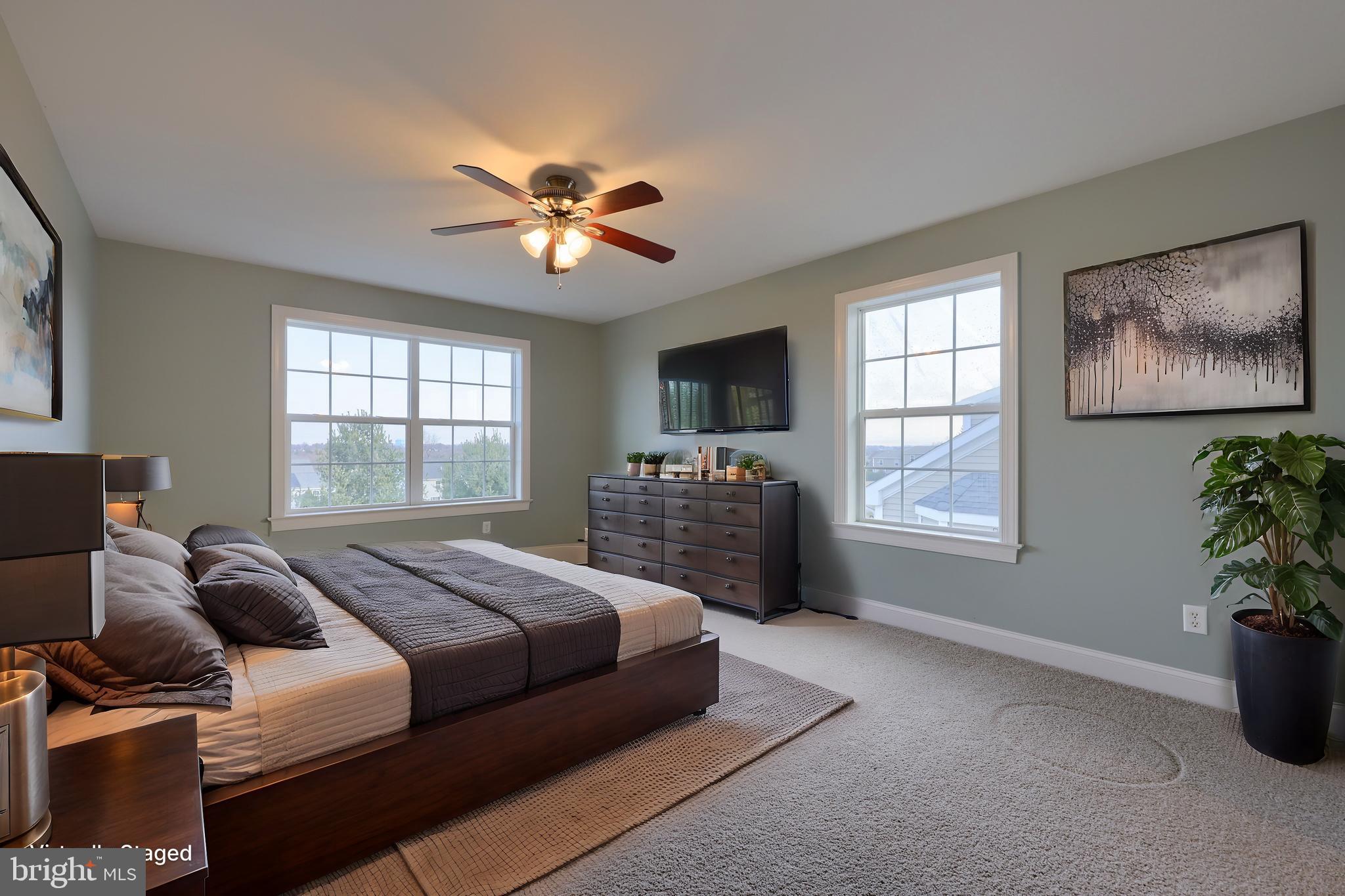 SUMMER BREEZE - Residential