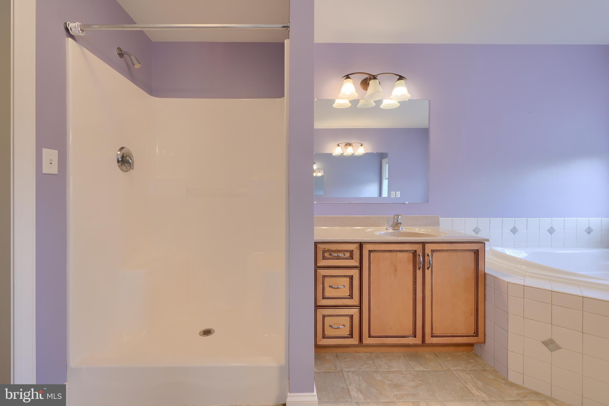 SUMMER BREEZE - Residential