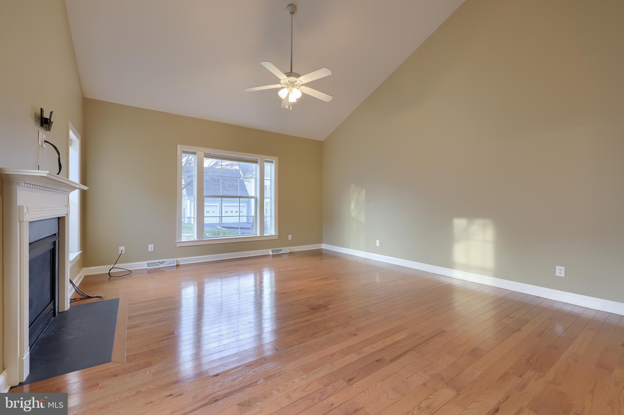 SUMMER BREEZE - Residential