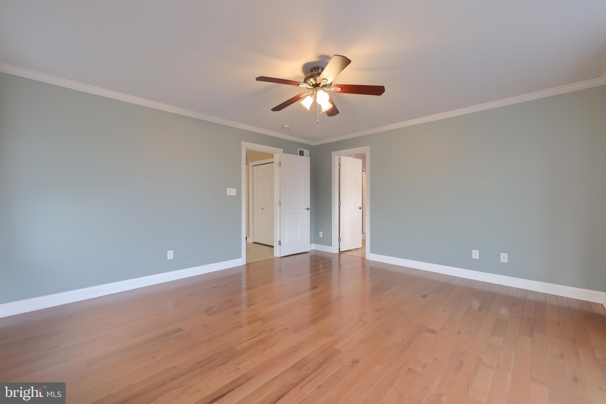 SUMMER BREEZE - Residential