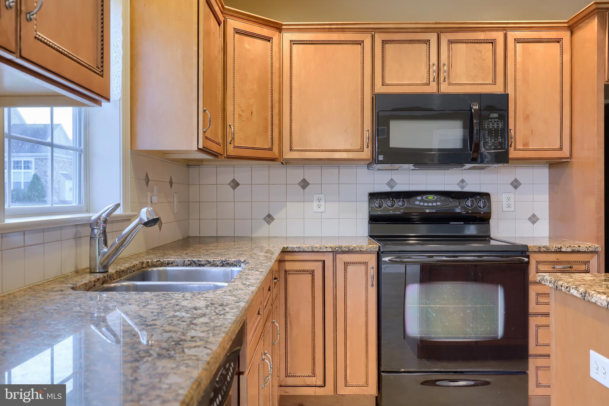 SUMMER BREEZE - Residential