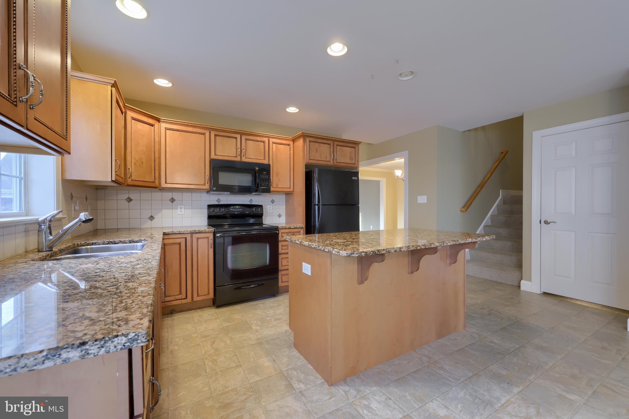 SUMMER BREEZE - Residential