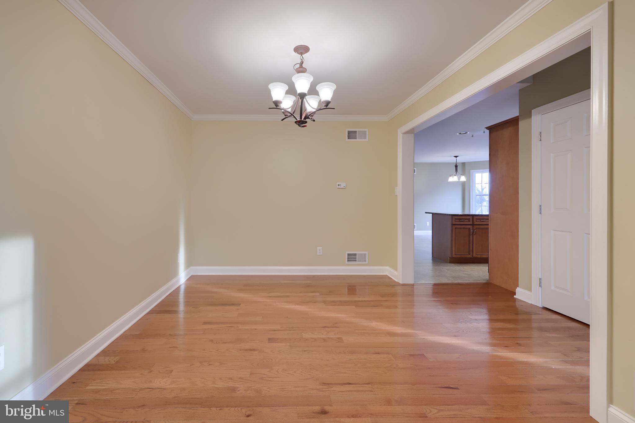 SUMMER BREEZE - Residential