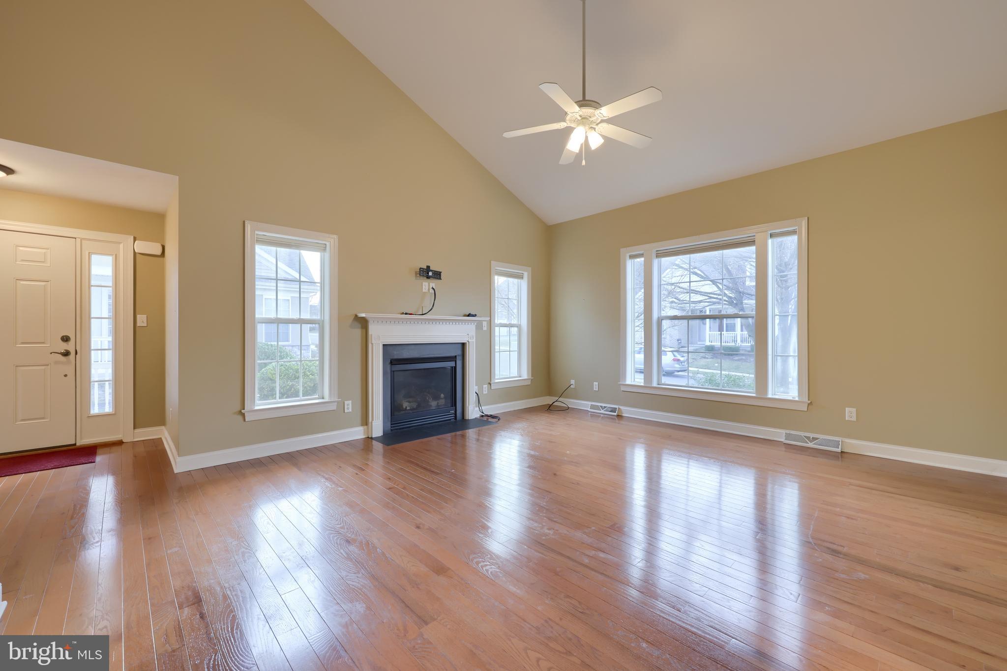 SUMMER BREEZE - Residential