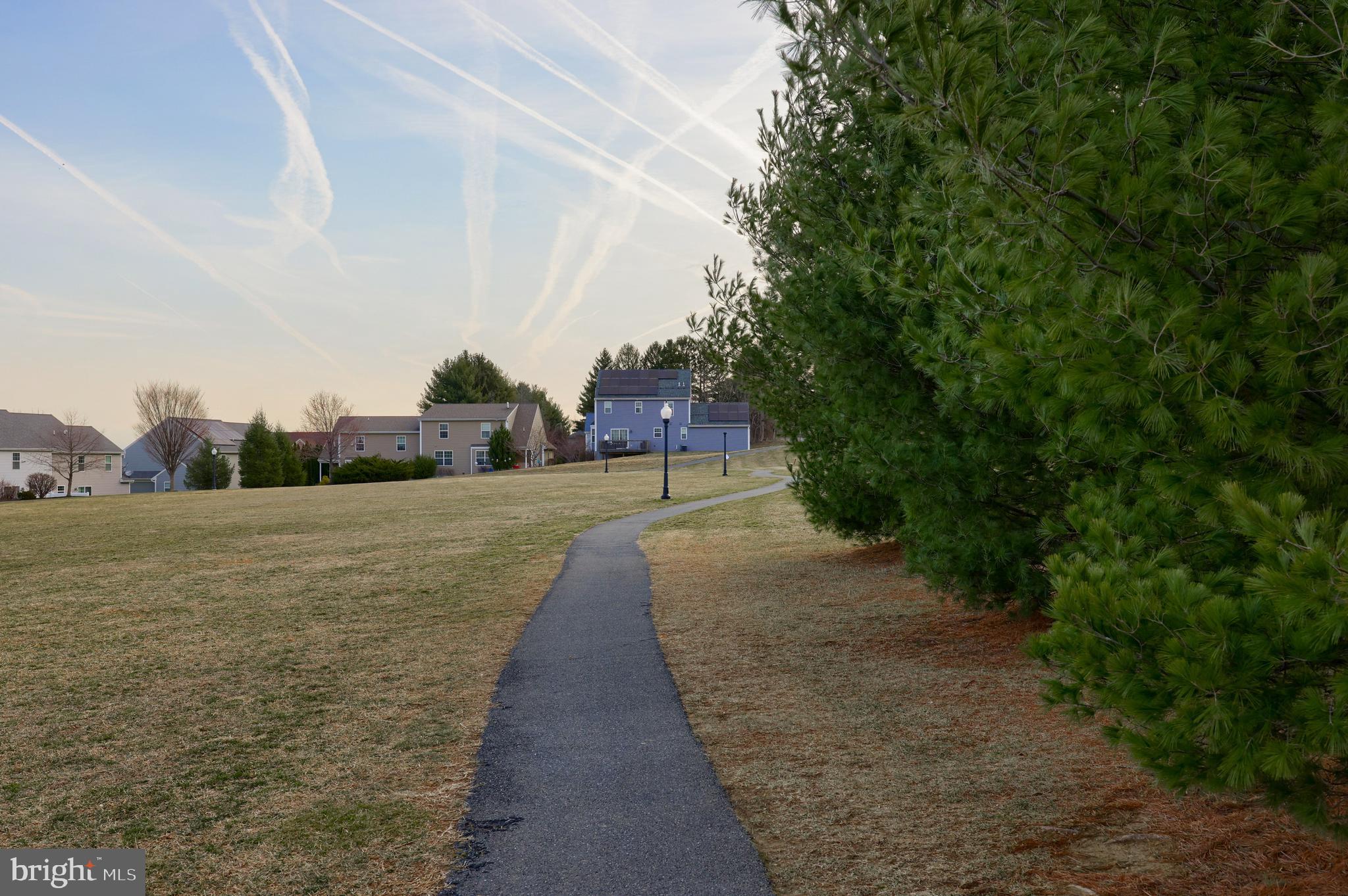 SUMMER BREEZE - Residential