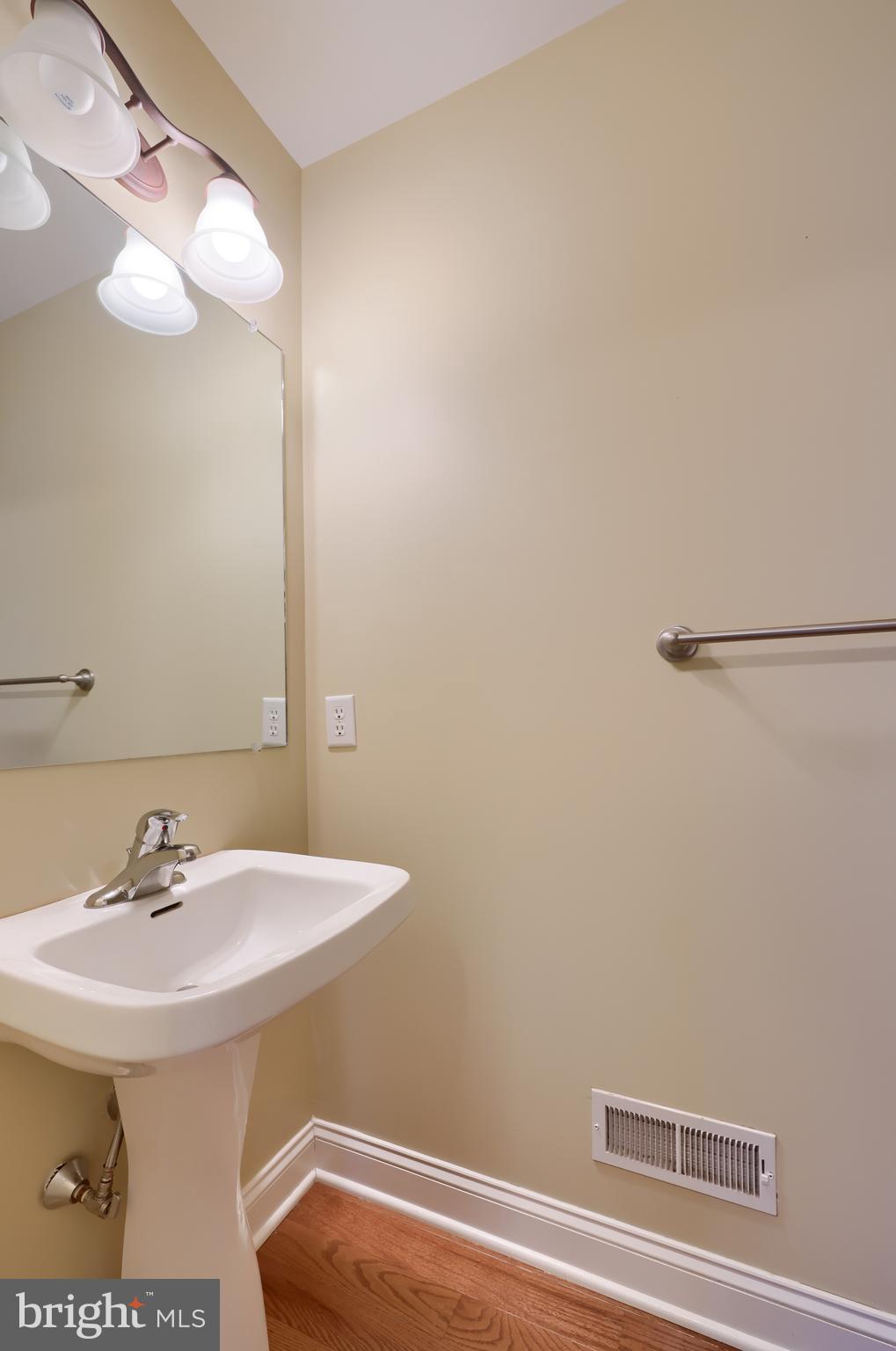 SUMMER BREEZE - Residential