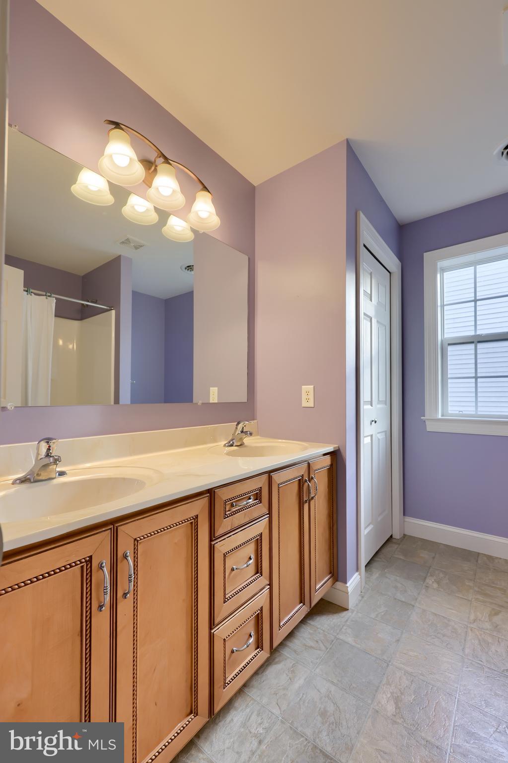 SUMMER BREEZE - Residential