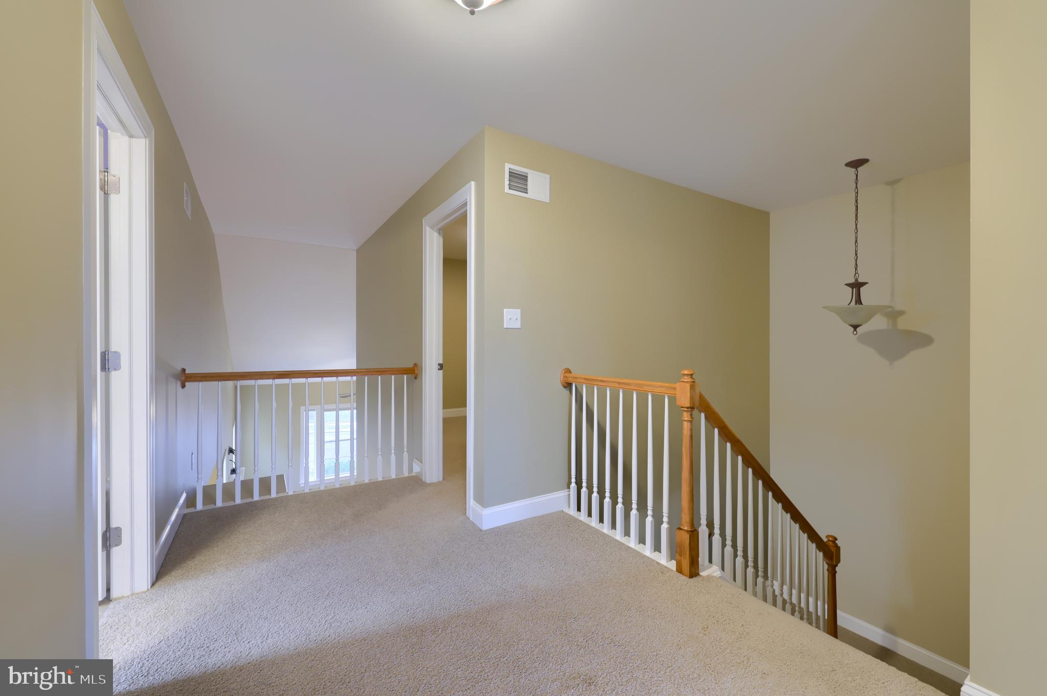 SUMMER BREEZE - Residential