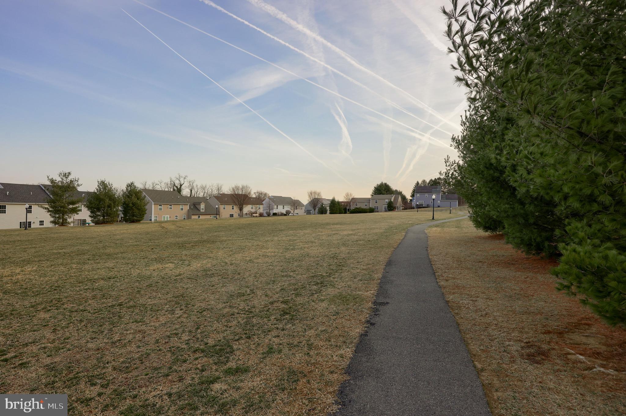 SUMMER BREEZE - Residential