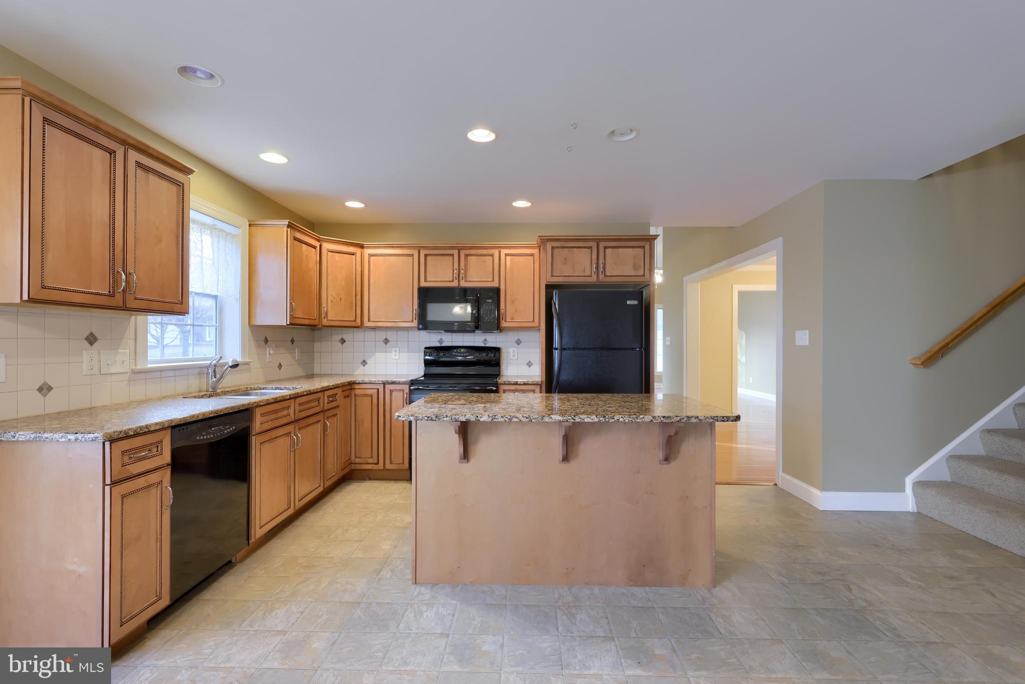 SUMMER BREEZE - Residential