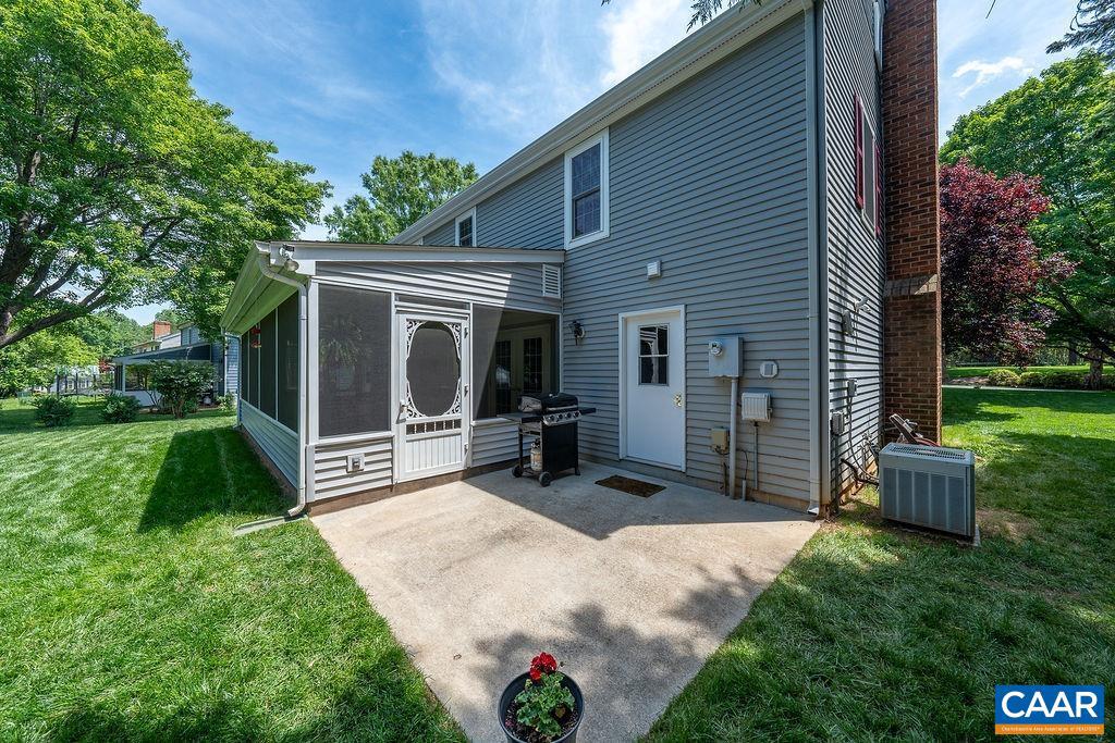 HOLLYMEAD - Residential