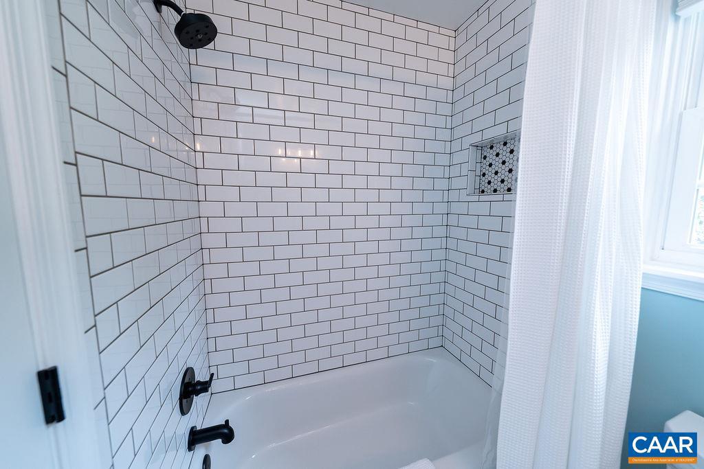 HOLLYMEAD - Residential