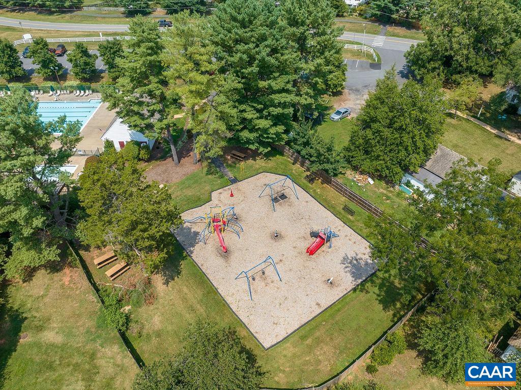 HOLLYMEAD - Residential