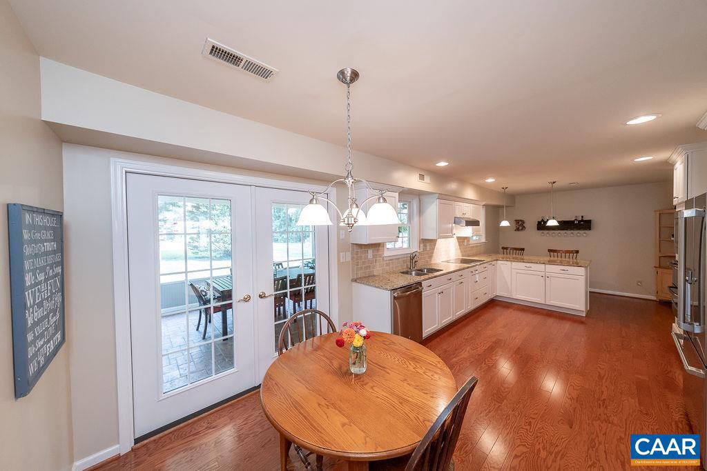 HOLLYMEAD - Residential