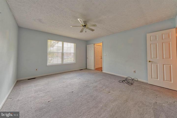 OLD FIELDS - Residential Lease