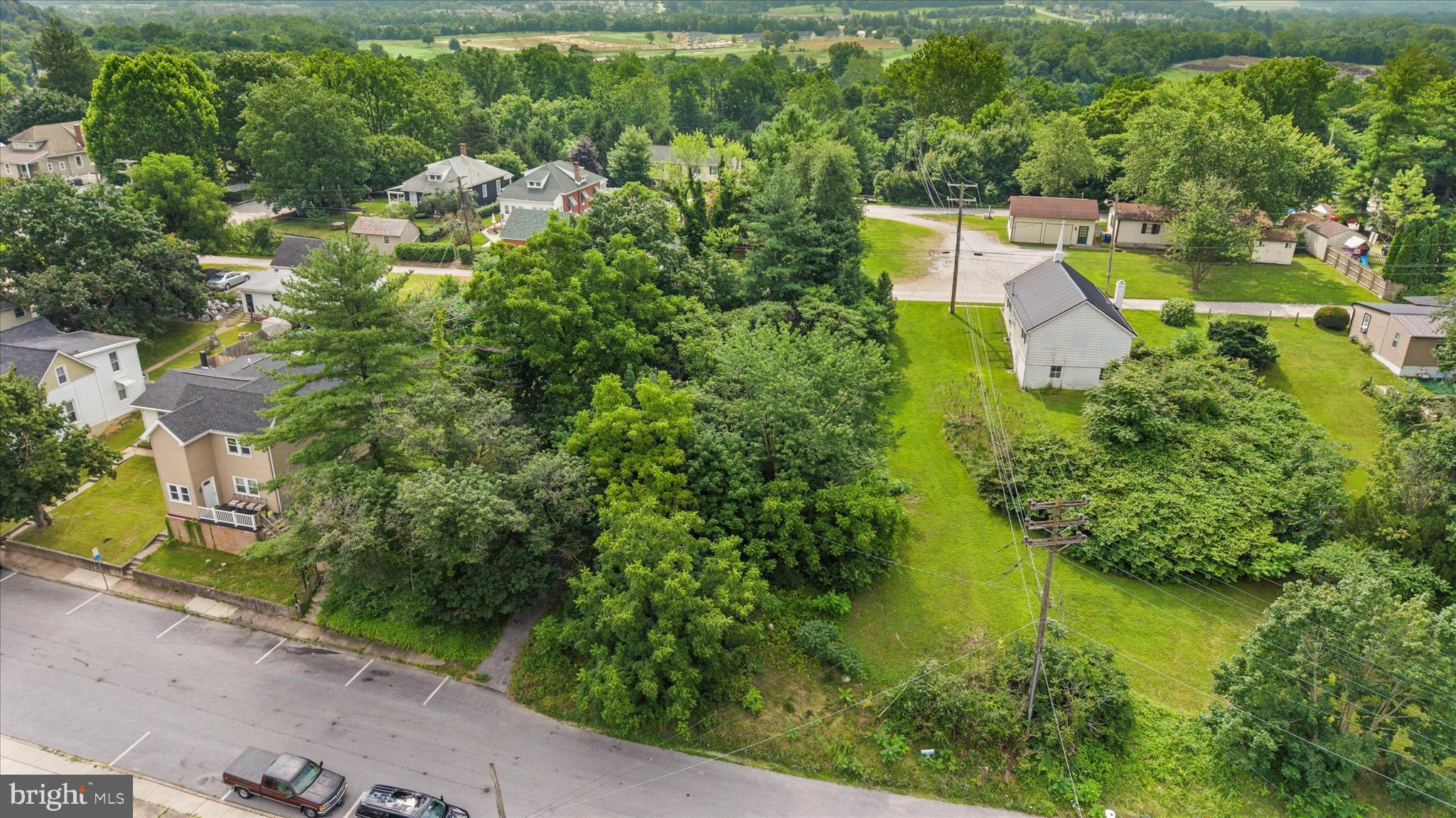 1616 W POPLAR TERRACE