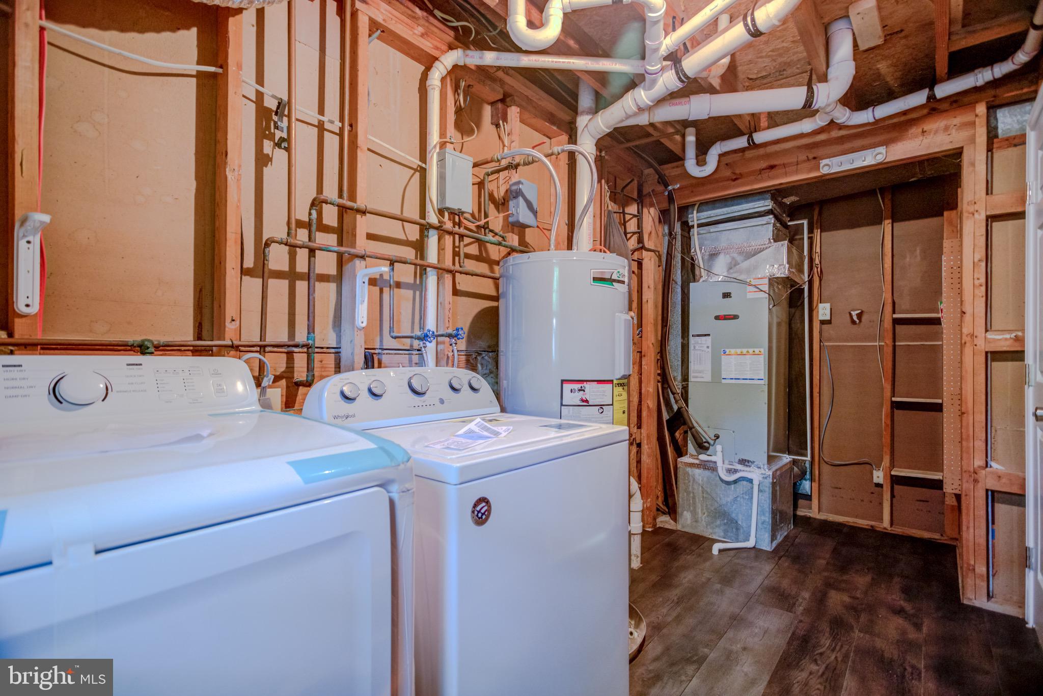 PLANTATION FOREST - Residential