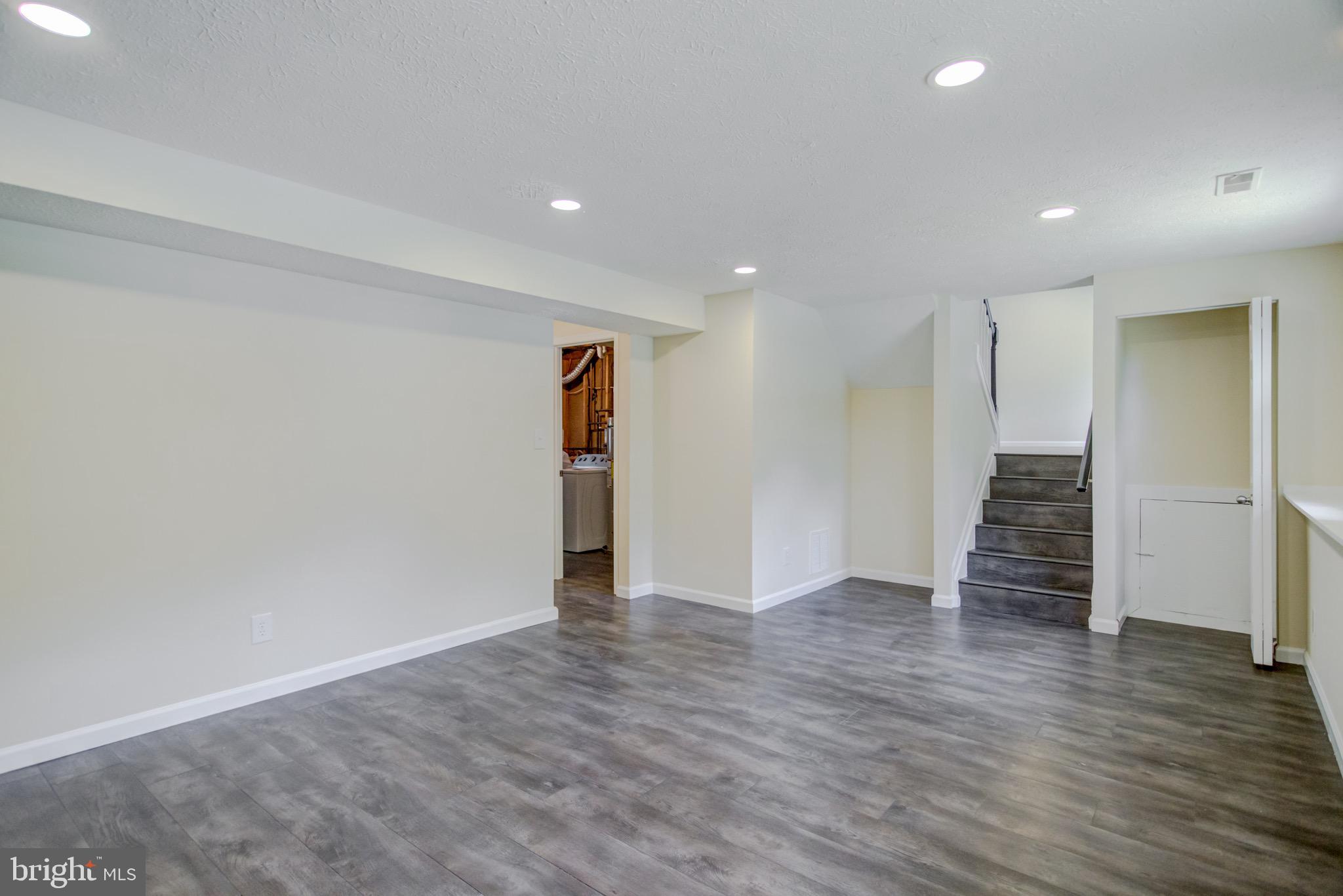 PLANTATION FOREST - Residential