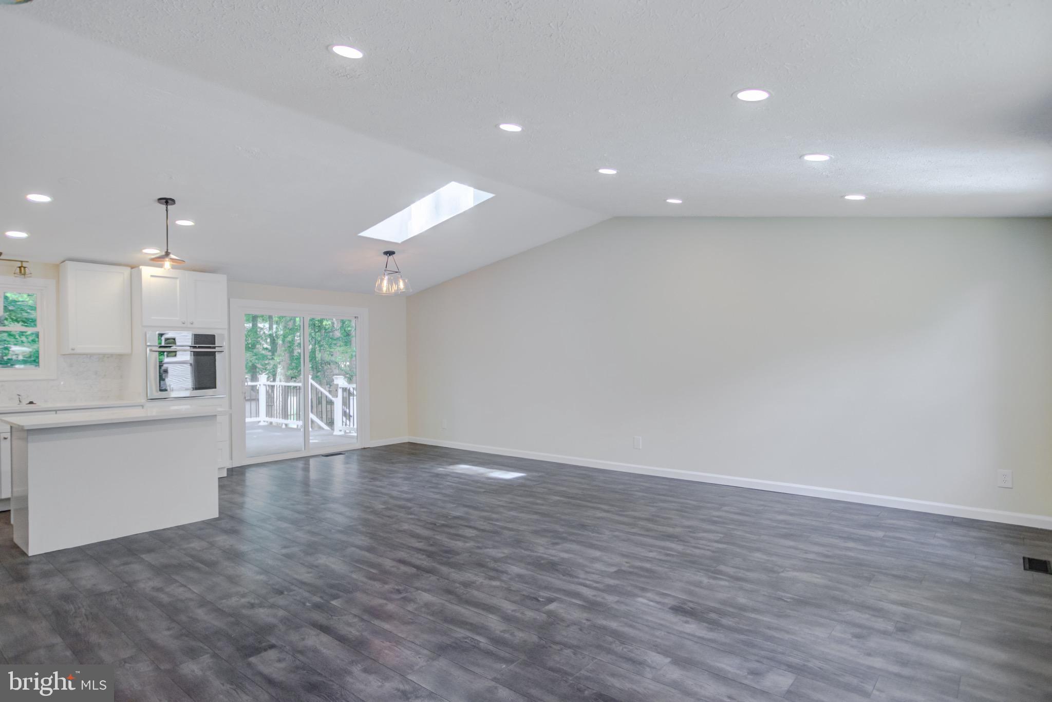 PLANTATION FOREST - Residential