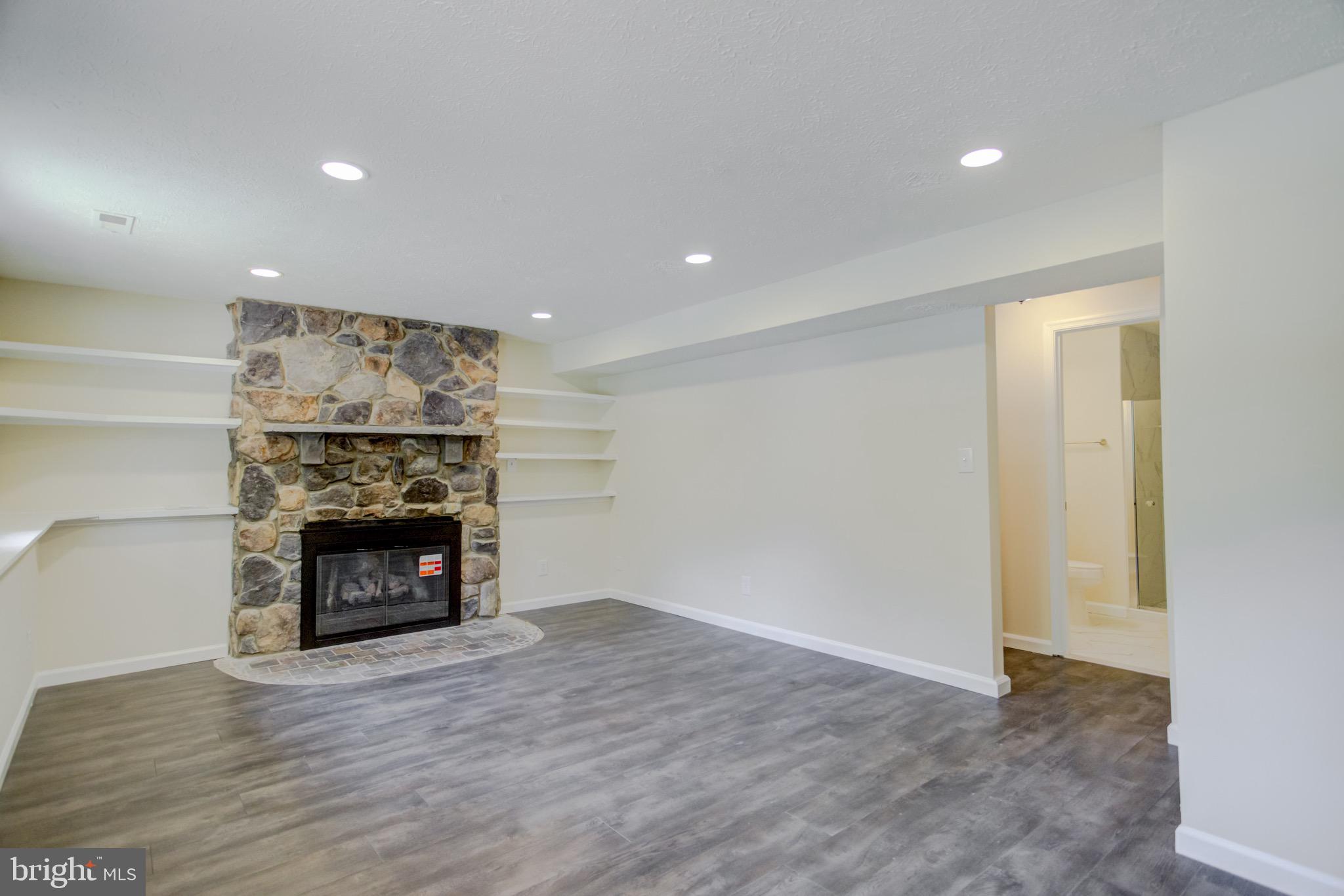 PLANTATION FOREST - Residential