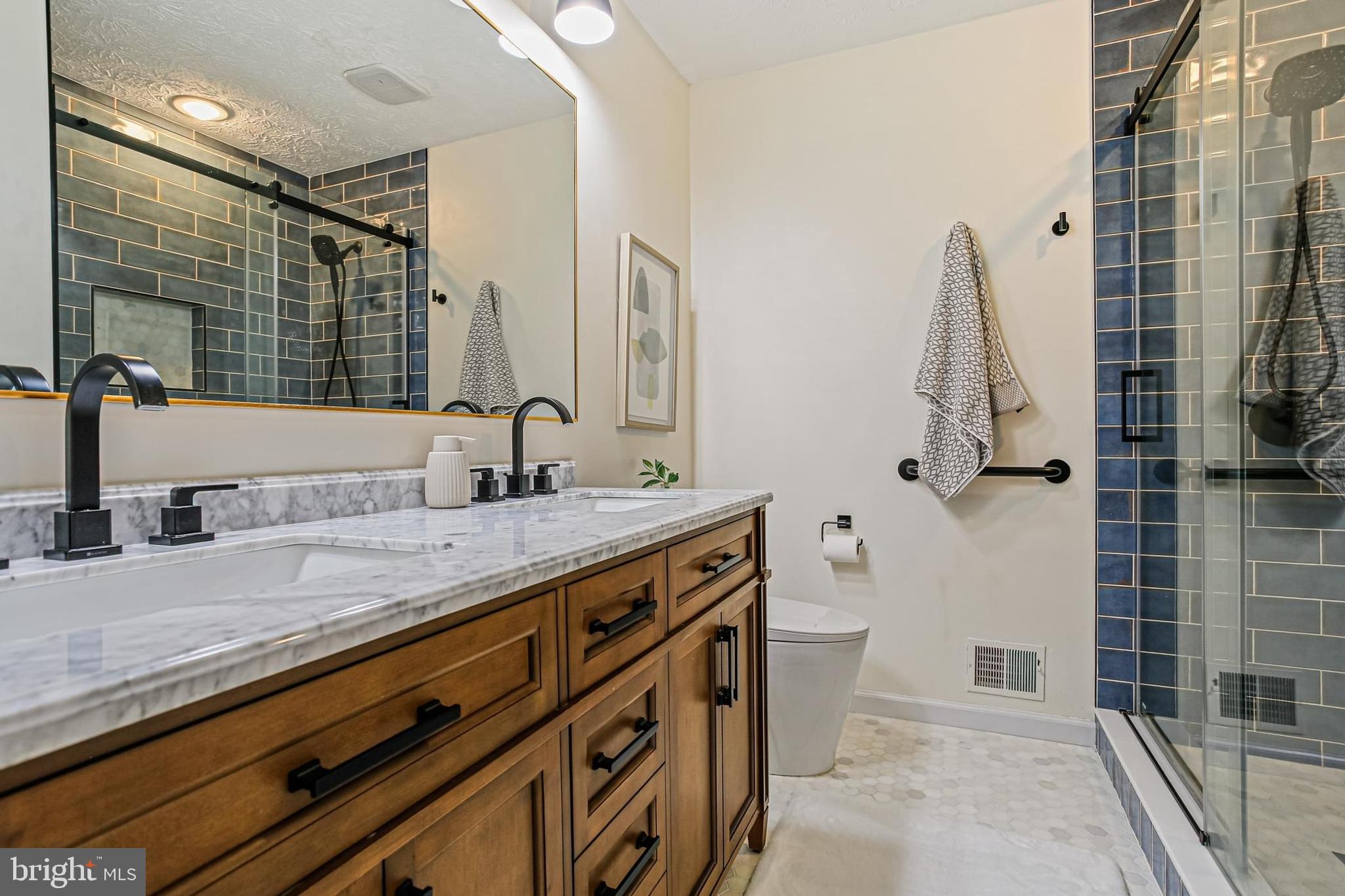 PAINTERS HILL - Residential