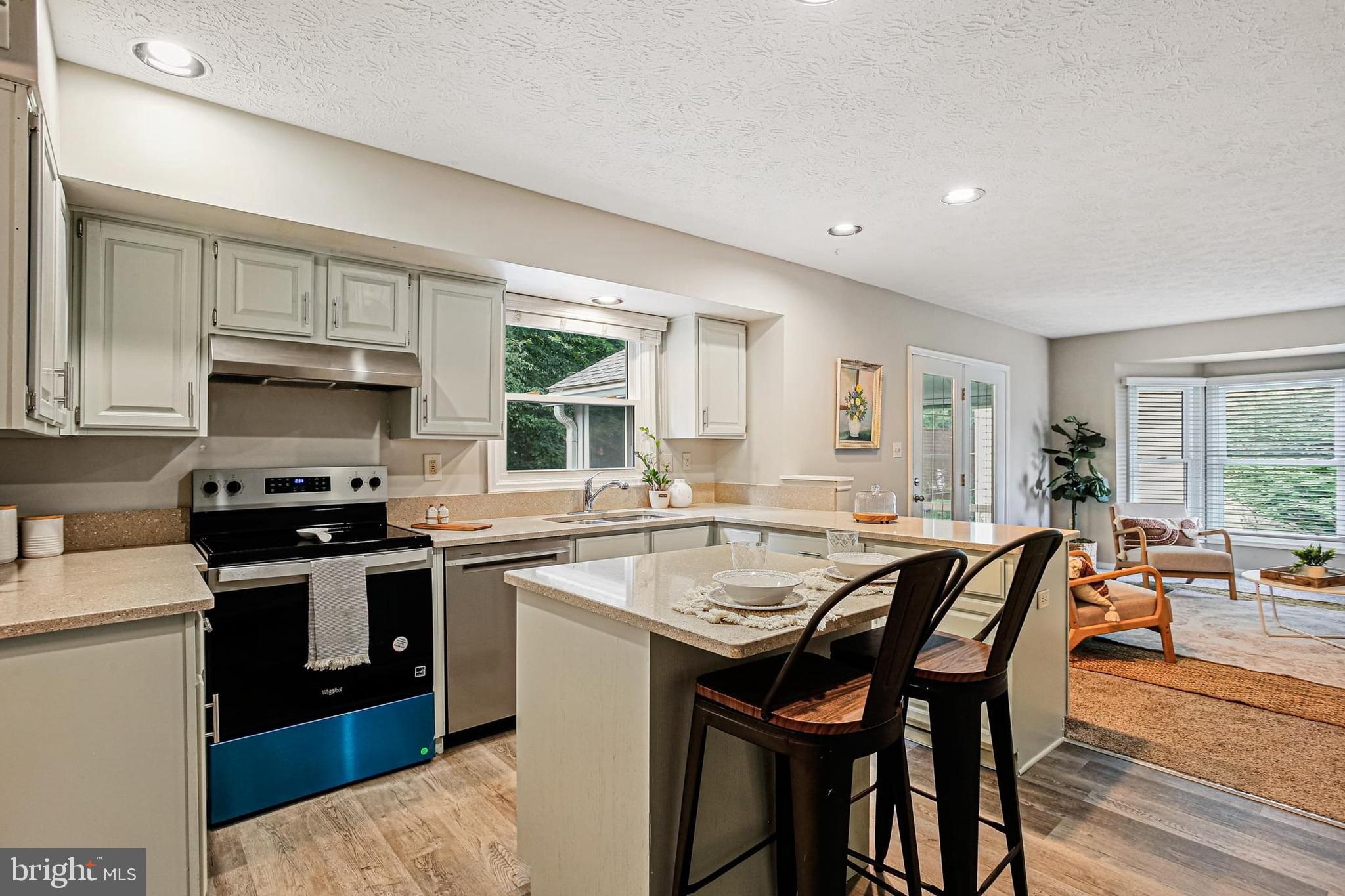 PAINTERS HILL - Residential