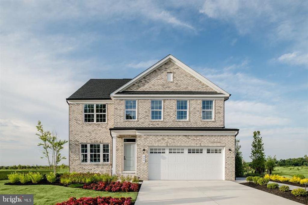 Photo of 14608 Goldcrest Foxglove Dr #LO-22, UPPER MARLBORO, MD 20774 (MLS # MDPG2181846)