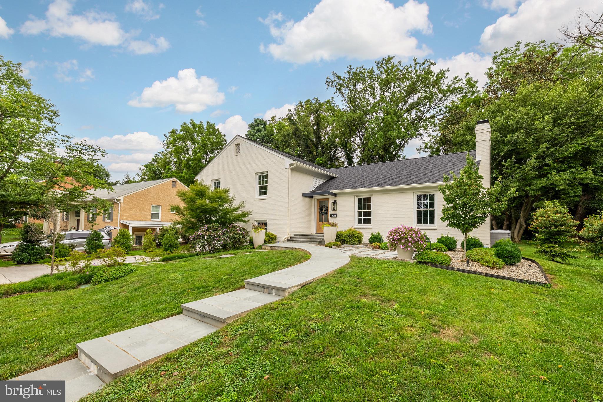7603 HONESTY WAY