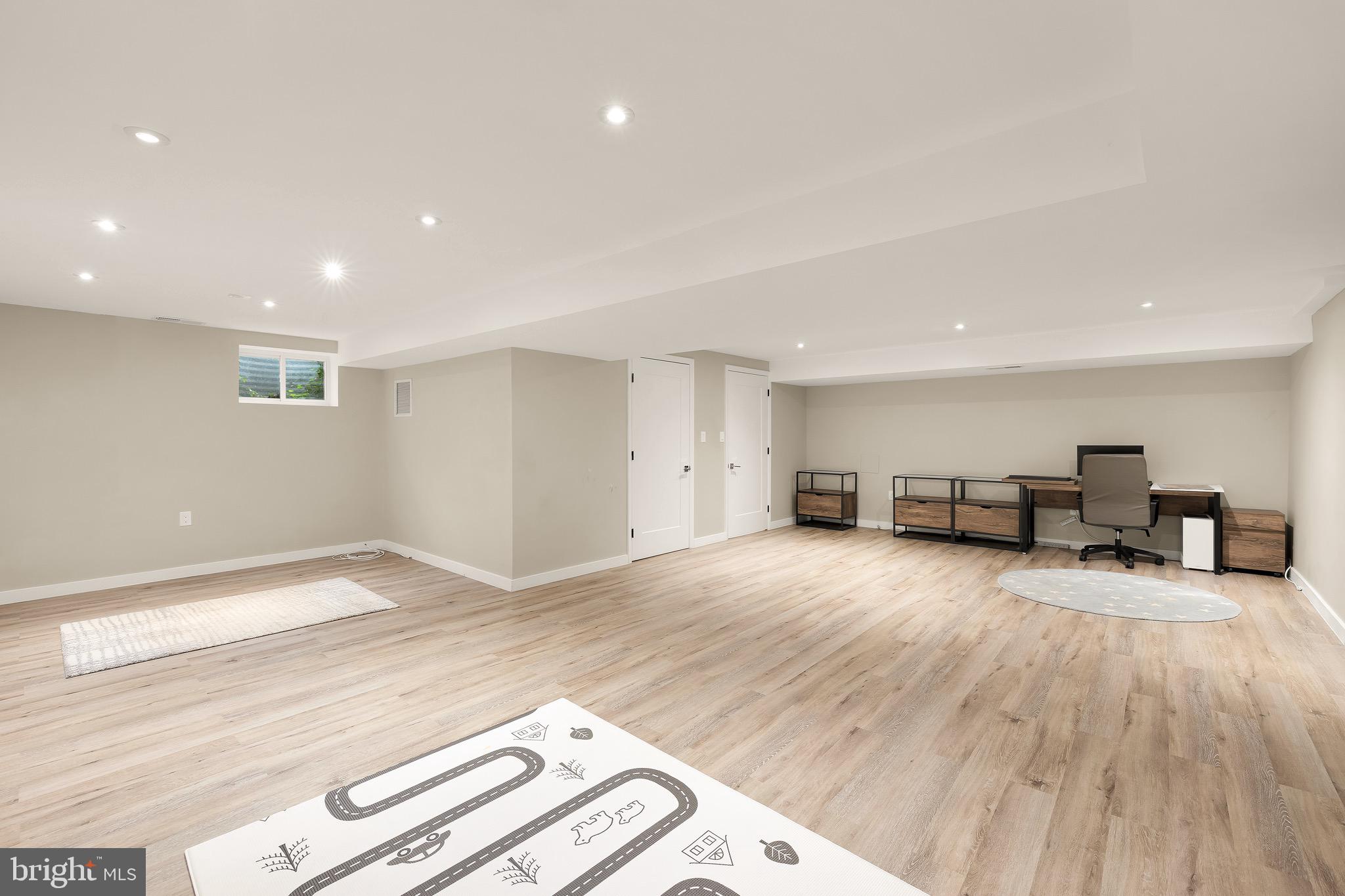 FOGGYS PASTURE - Residential