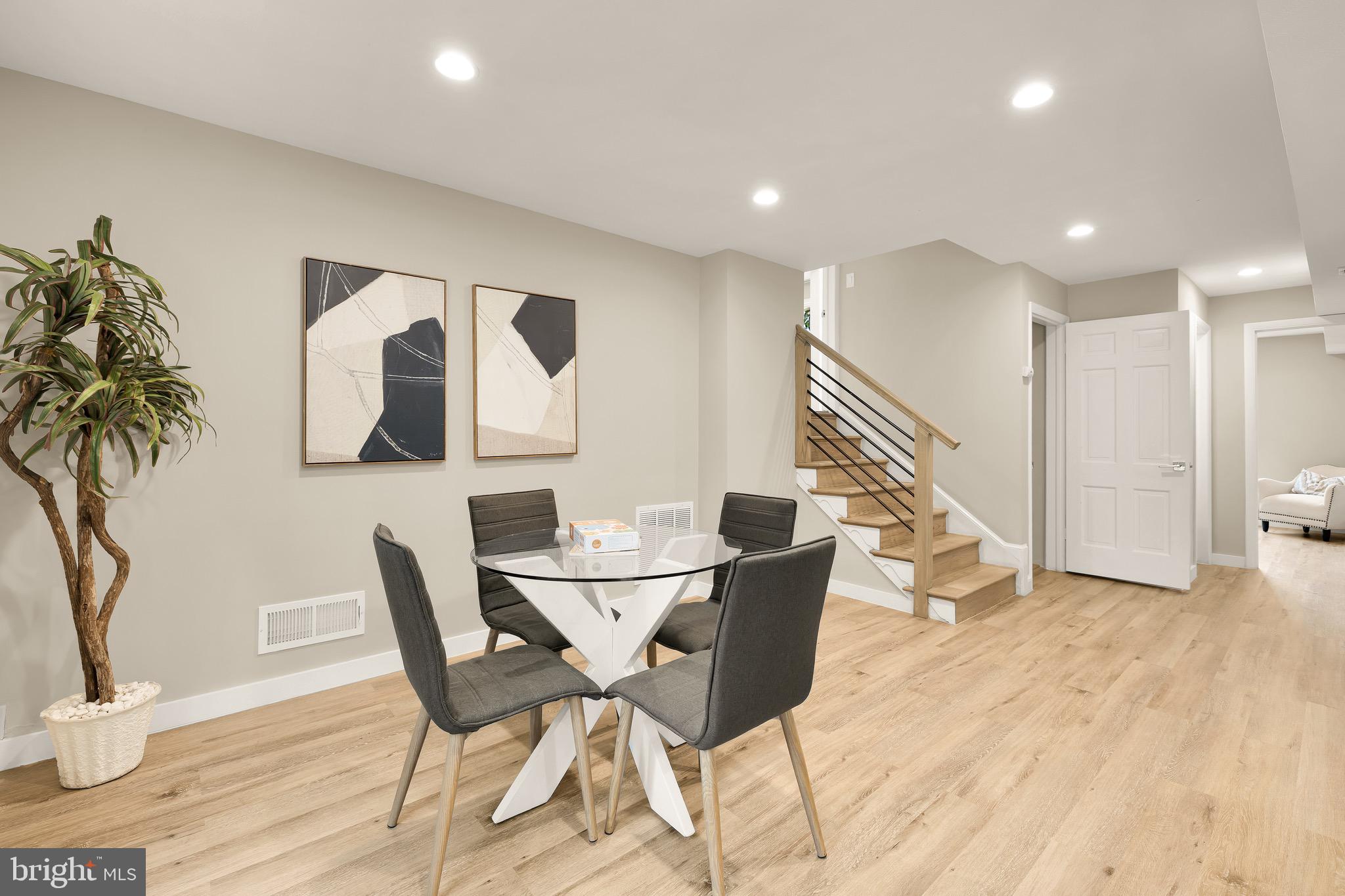 FOGGYS PASTURE - Residential