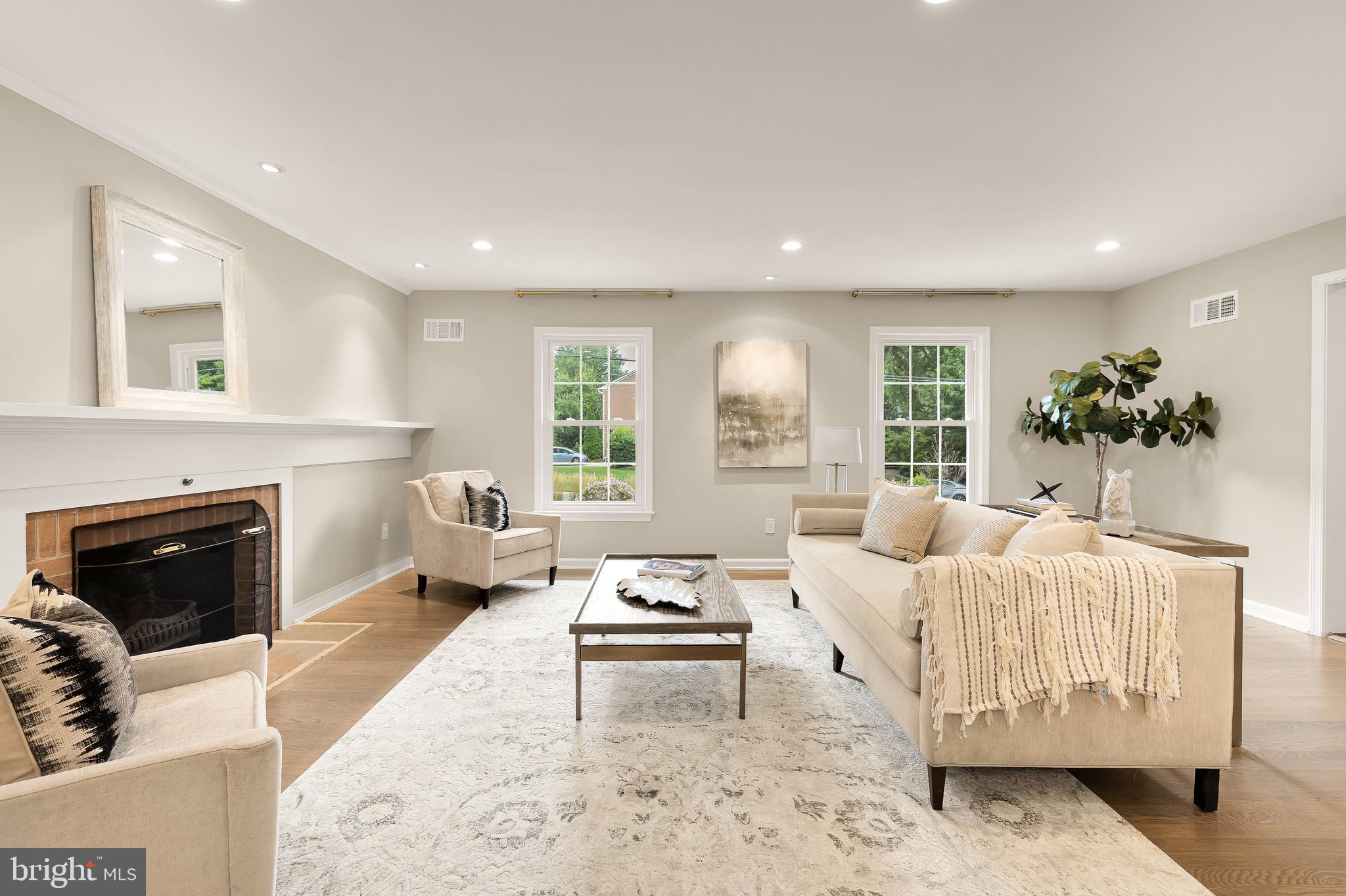 FOGGYS PASTURE - Residential