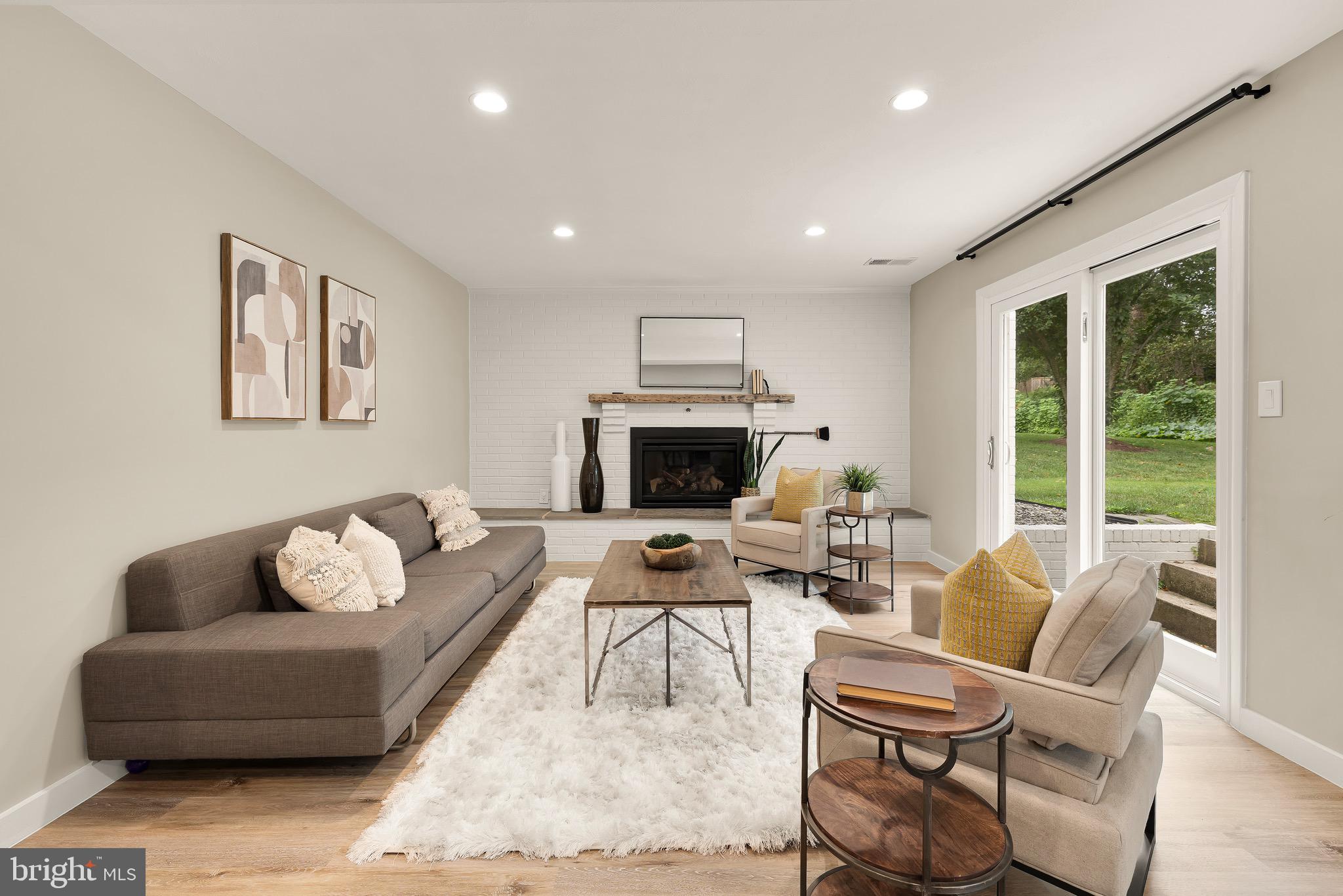 FOGGYS PASTURE - Residential