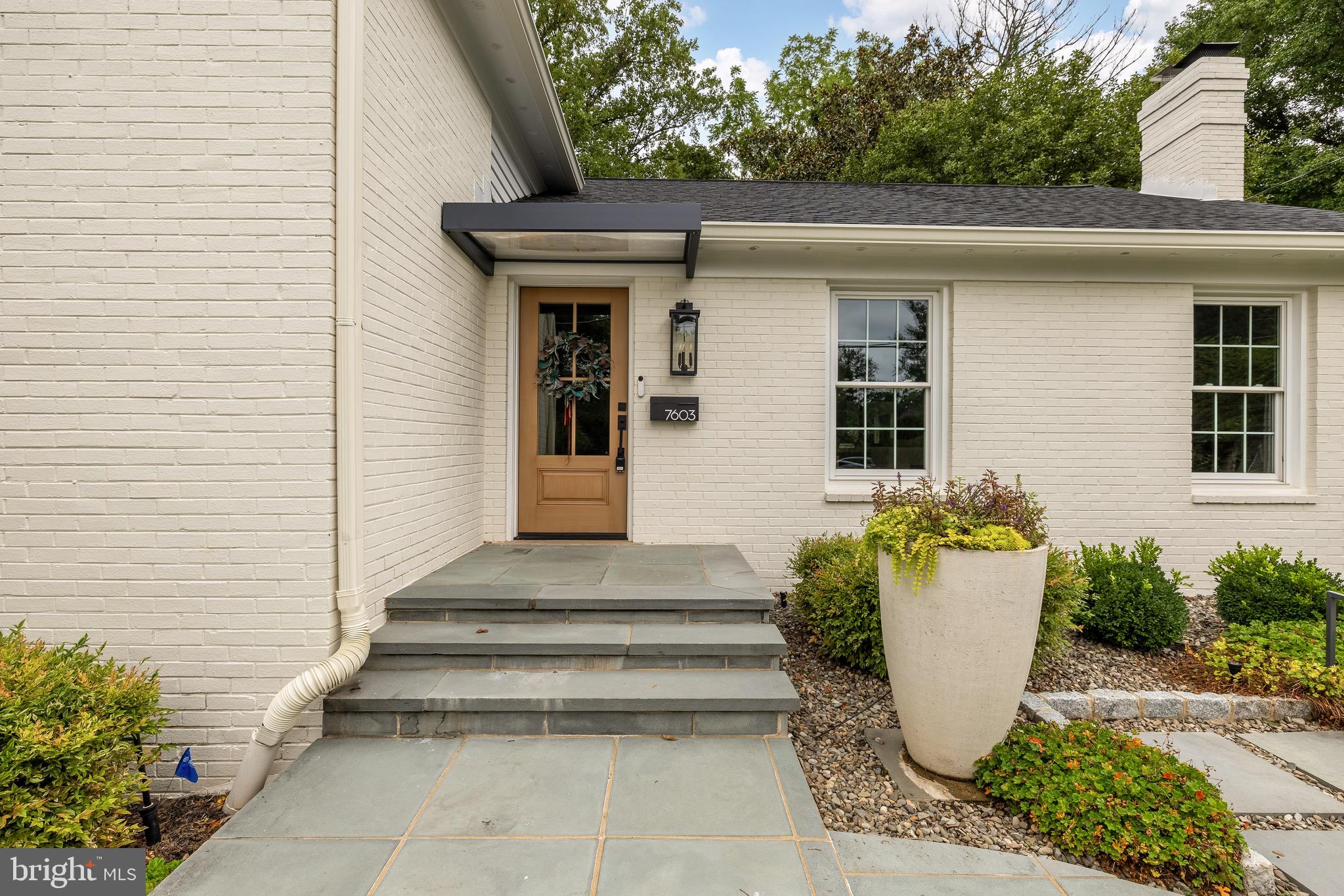 7603 HONESTY WAY