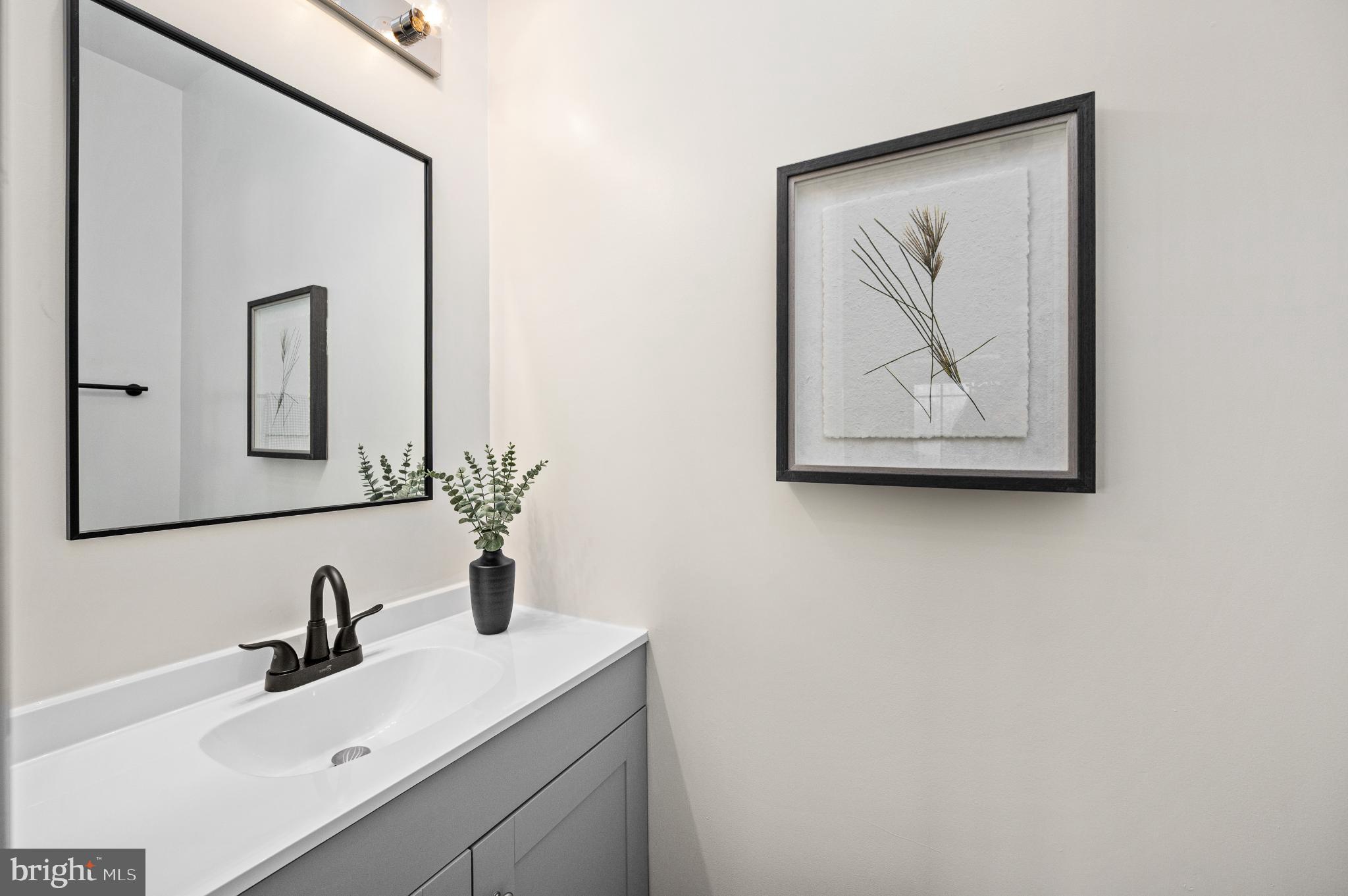 EQUESTRIAN ESTATES - Residential