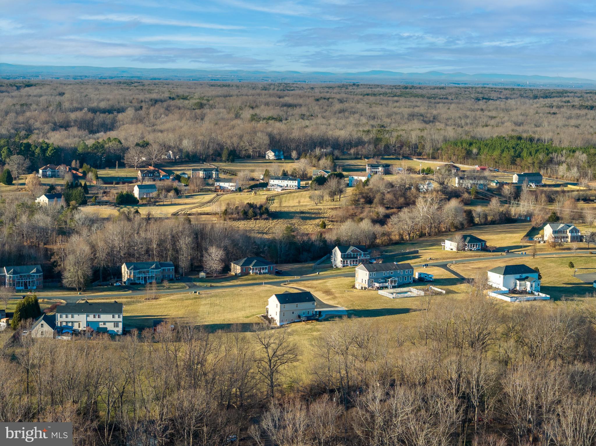 EQUESTRIAN ESTATES - Residential